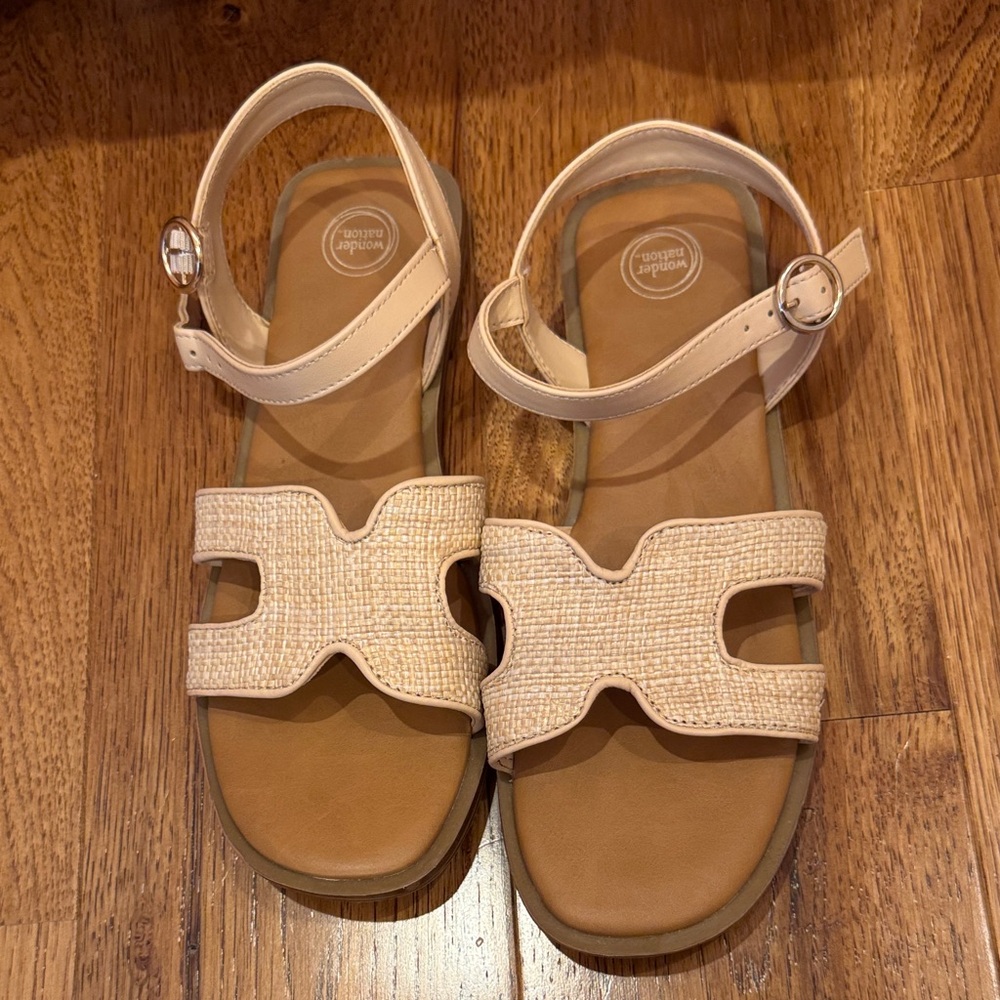 Girls Neutral Woven Ankle-Strap Sandals - raffia style- size 4 big girls